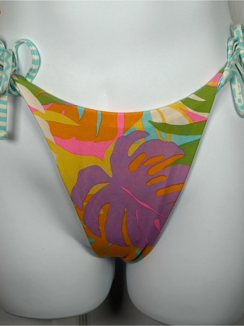 BILLABONG DREAMLINE REV TIE BIKINI SET SIZE MEDIUM B19